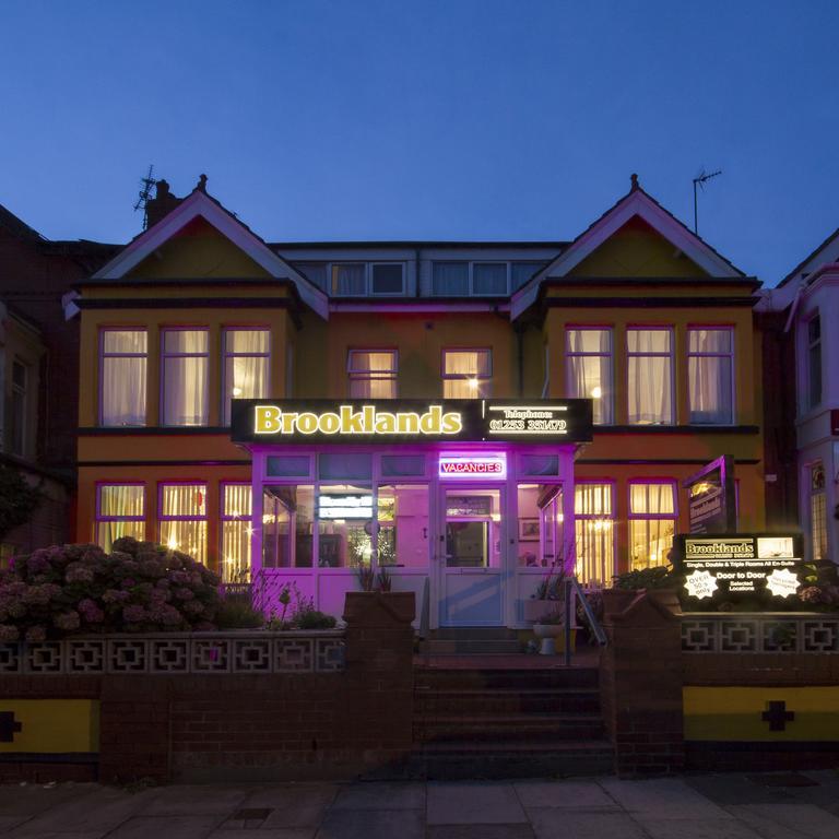 Brooklands Over 50'S Only Blackpool Buitenkant foto